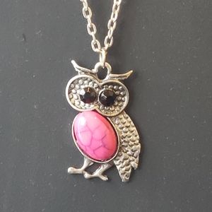 NWT Owl Necklace w/Pink Veined Stone 20" Chain